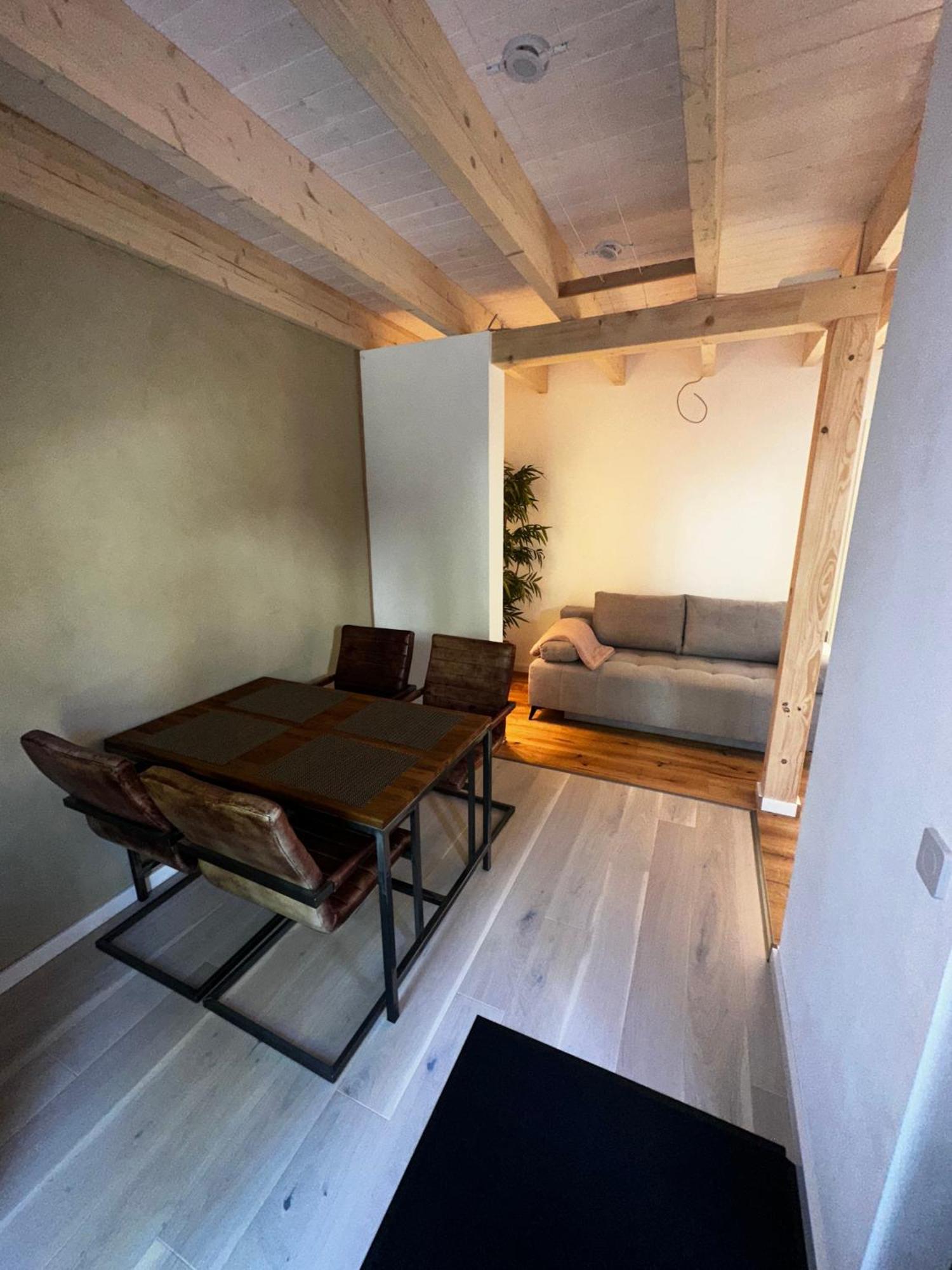 Ferienwohnung Stenja - Made Of Wood Dresden Buitenkant foto